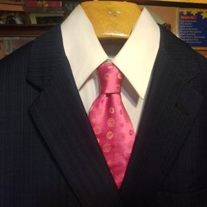 Hart Schaffner Marx Men Gold Trumpeter Navy Pinstripe Suit 48R 38W/30inseam (36)